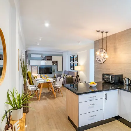 New Luxury House In The Center! Nuevo Piso De Lujo En El Centro. Apartment